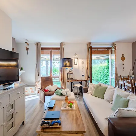 Sweet Garden & View - Happy Apartment Besozzo